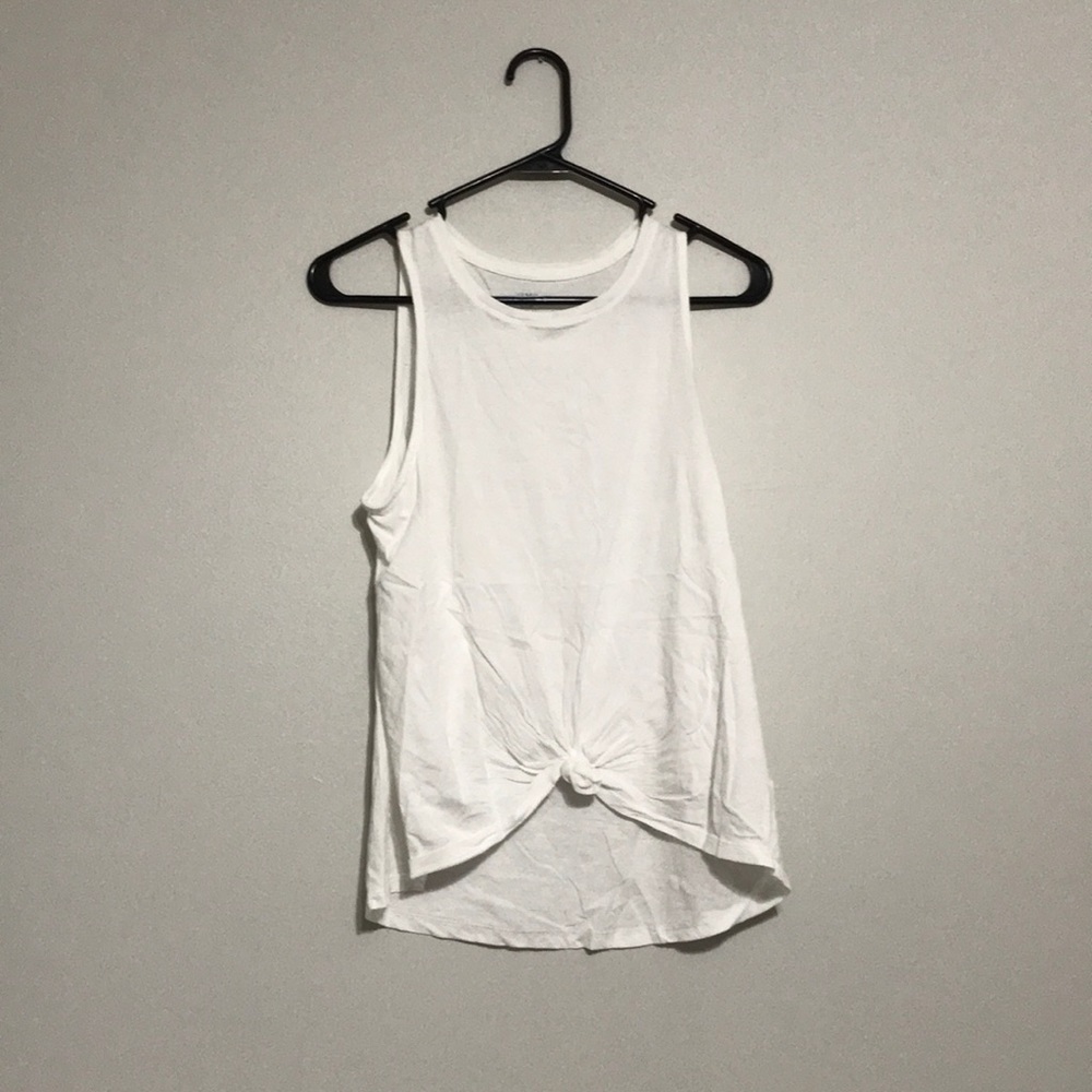 white tie in the front tank